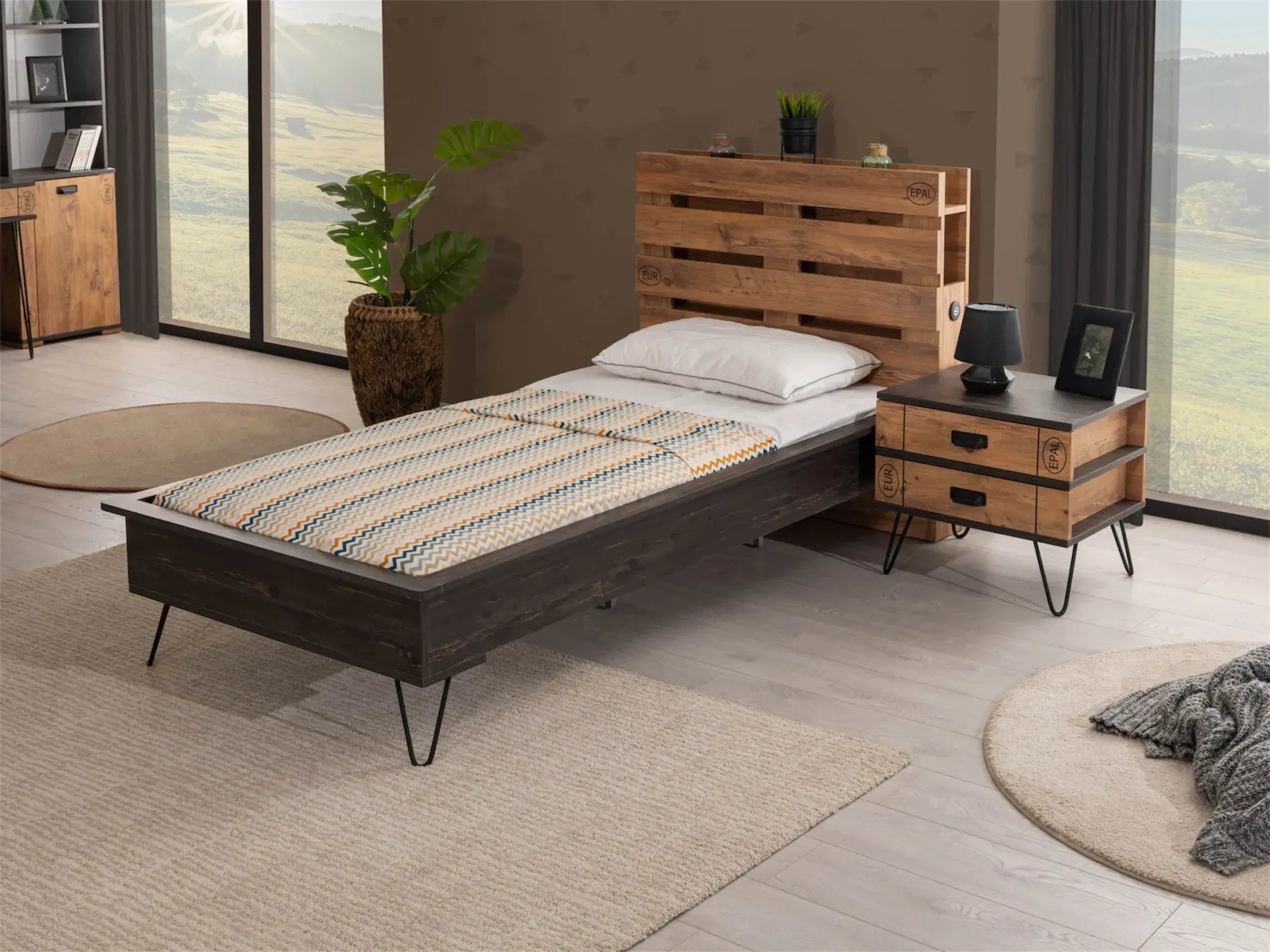 Pallet Bed